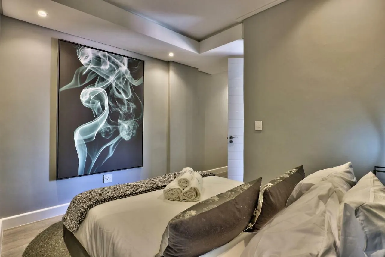35 On Main Luxury Apartment ケープタウン