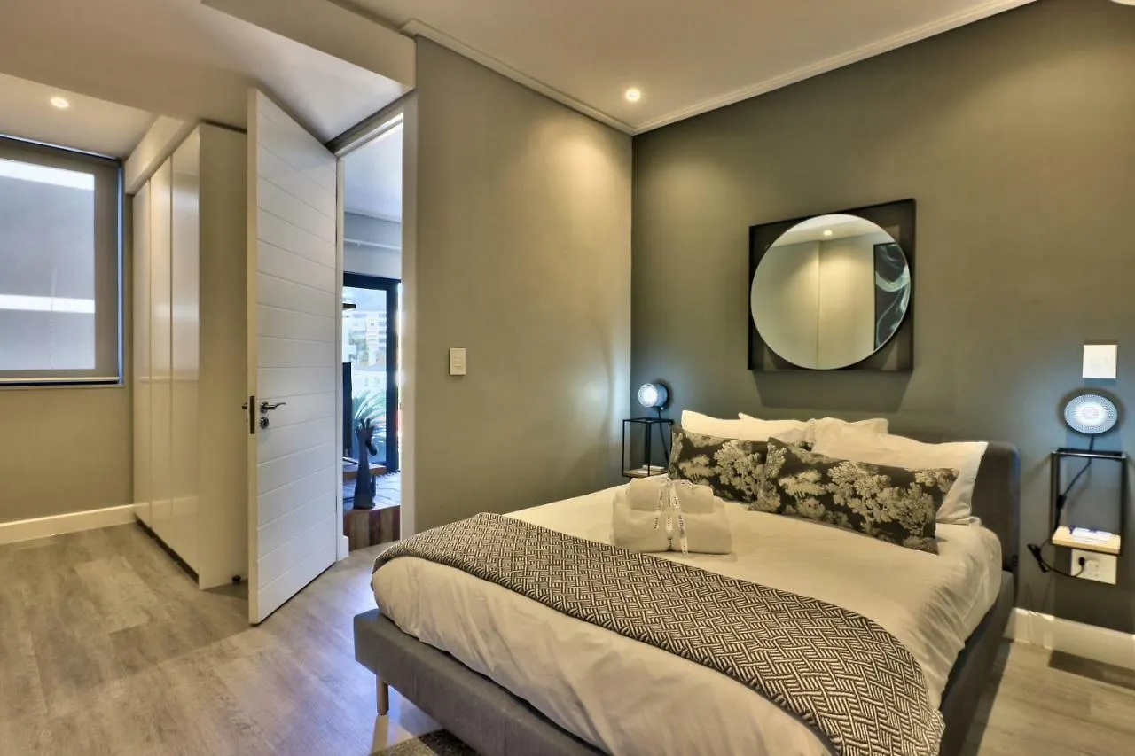 35 On Main Luxury Apartment ケープタウン